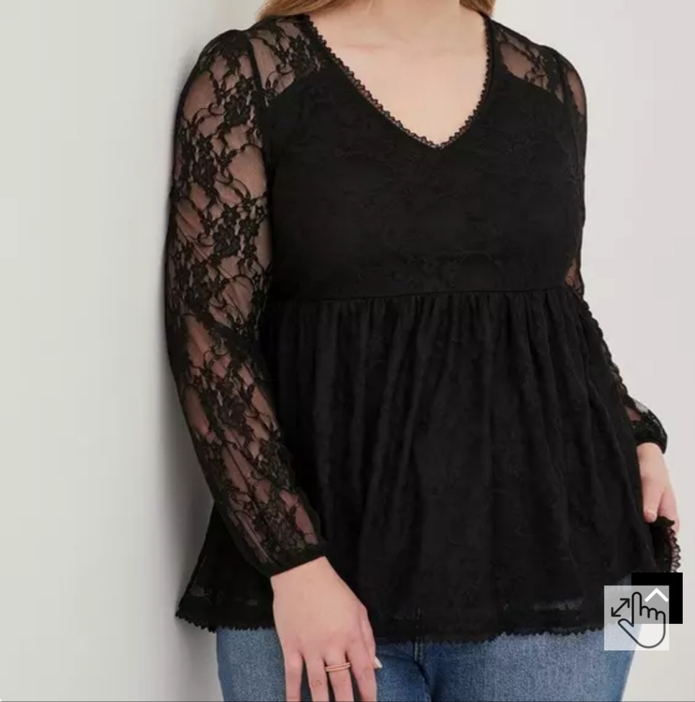 NWT Torrid Babydoll Lace V-Neck Top 1X
